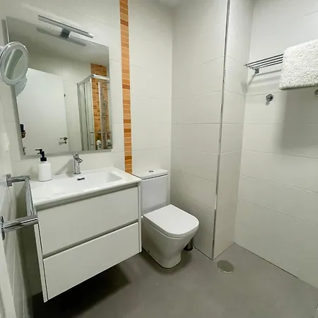 Atlantico Apto Con Terraza Y Garaje * Байона